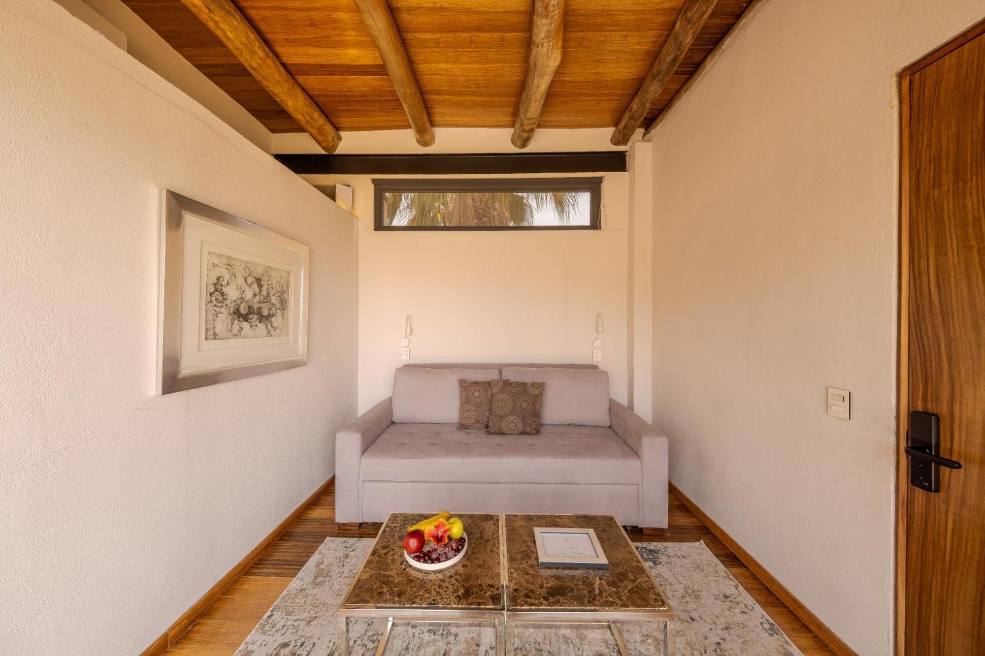 Nimue Marina Hotel Ajijic