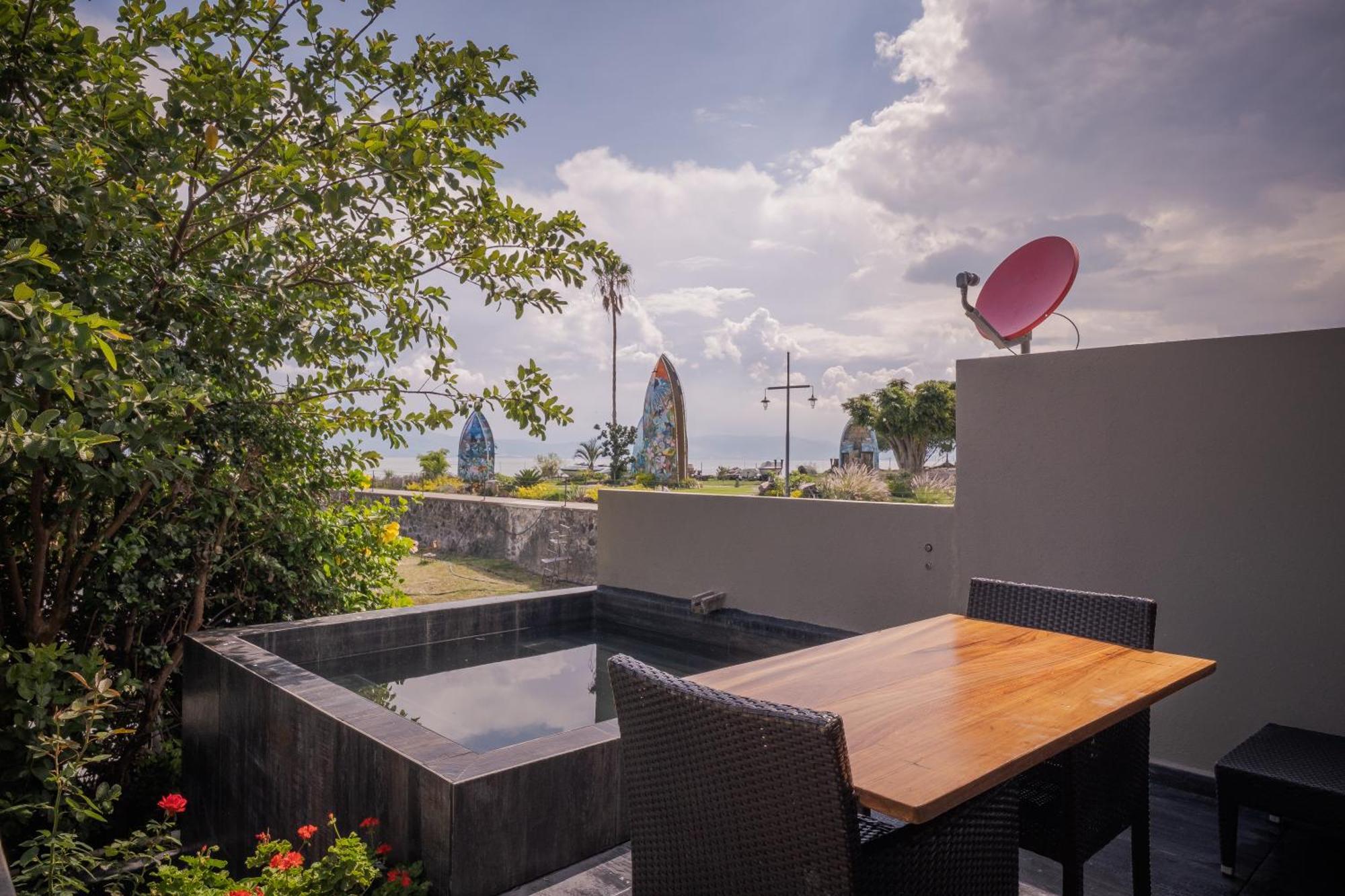 Hotel Nimue Marina